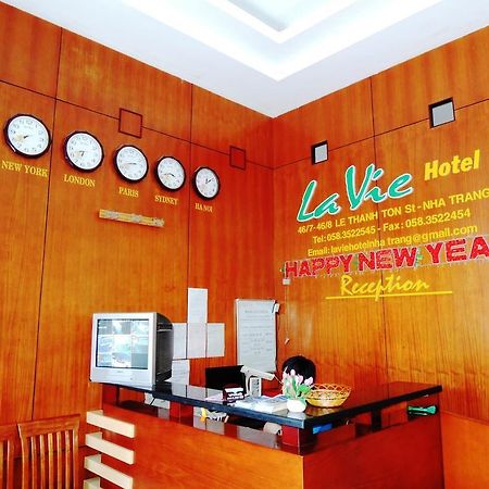 Lavie Hotel Nha Trang Extérieur photo