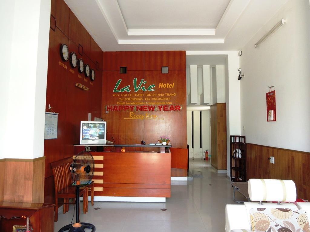 Lavie Hotel Nha Trang Extérieur photo