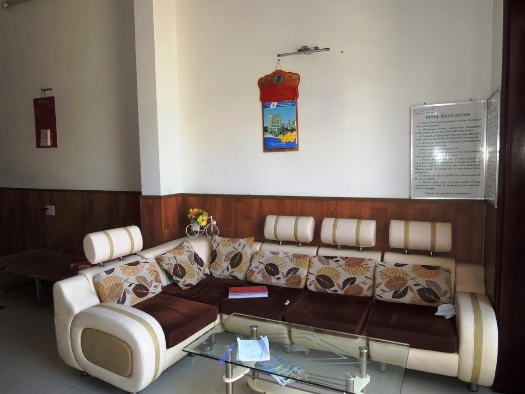 Lavie Hotel Nha Trang Extérieur photo