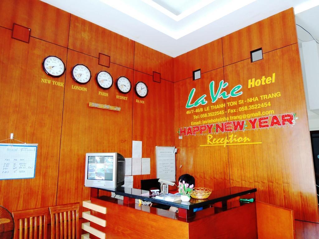 Lavie Hotel Nha Trang Extérieur photo